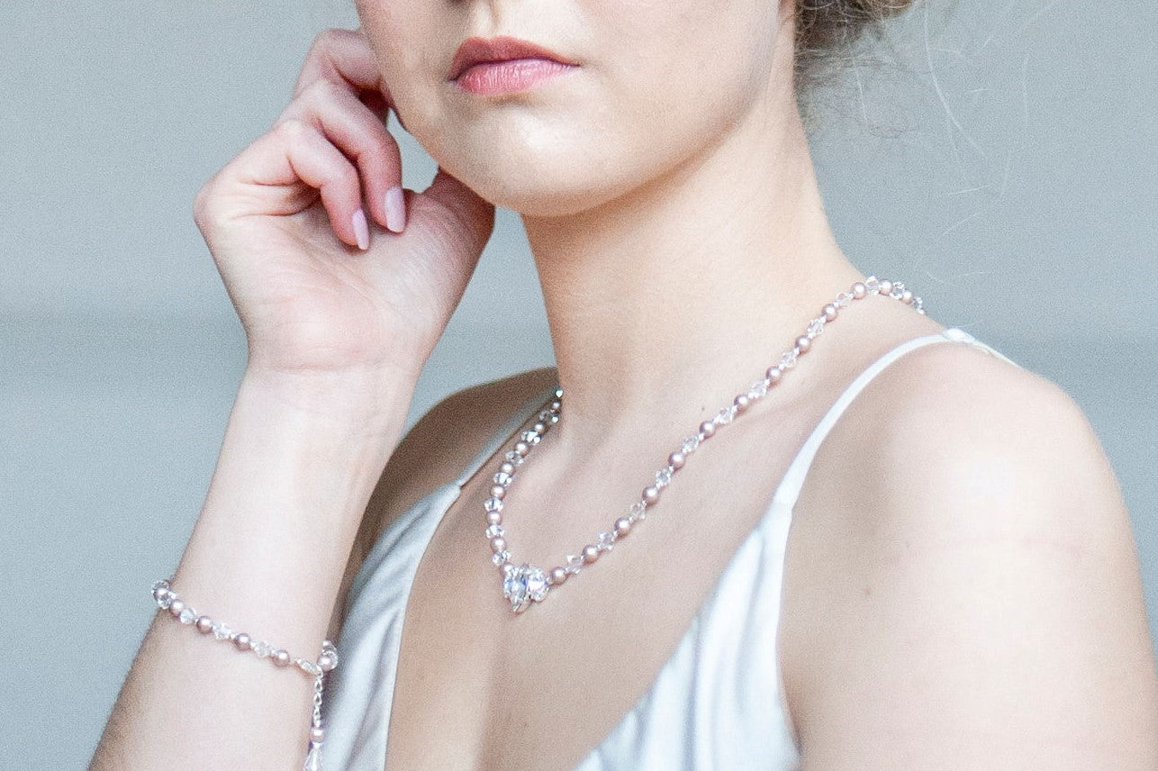 Ella Powdered Almond Necklace