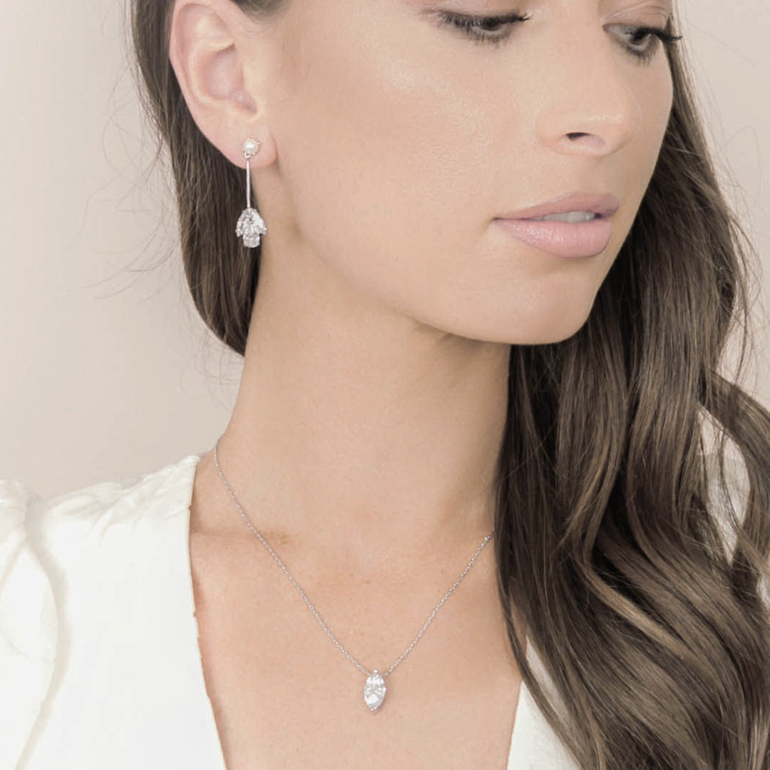 Ava Crystal Pendant Necklace