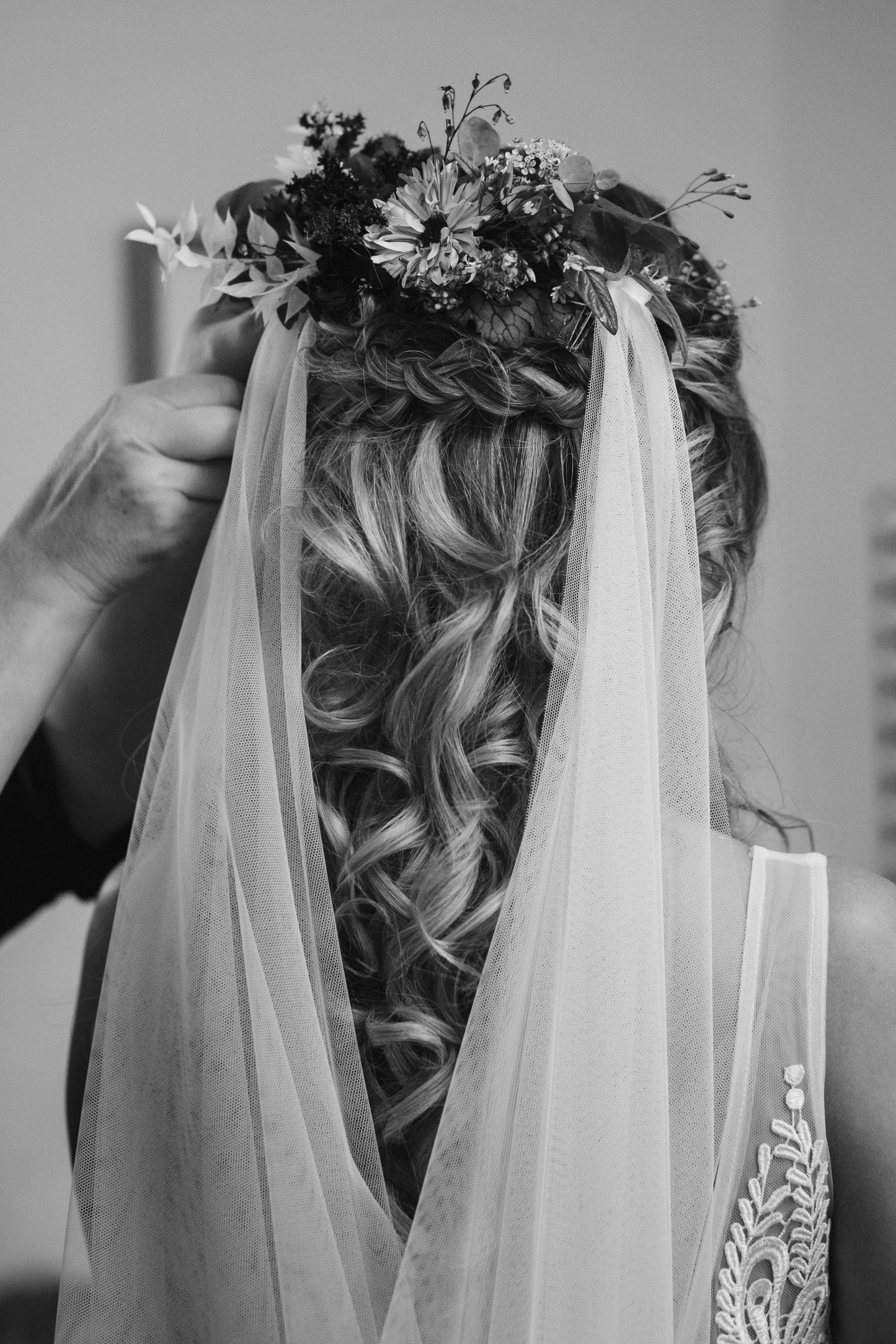 Darcey Drape Veil