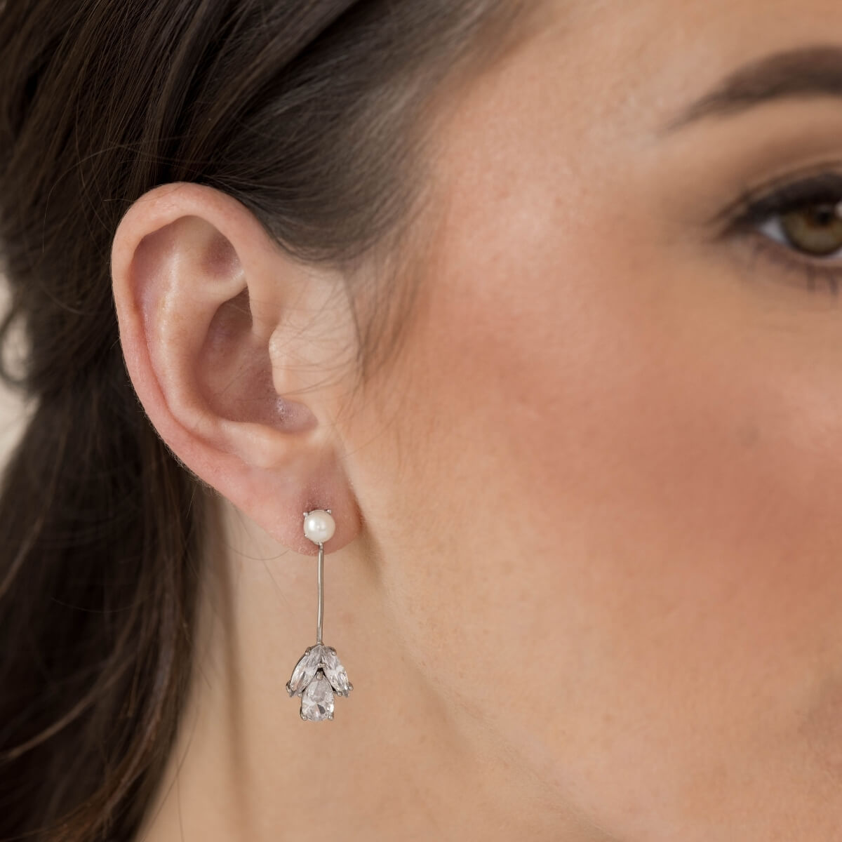 ana swarovski crystal drop earrings with pearl