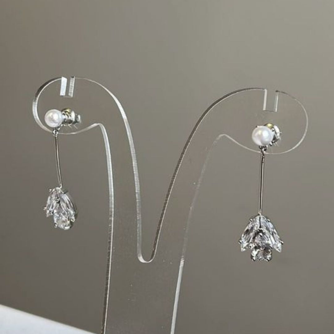 Ana Drop Earrings