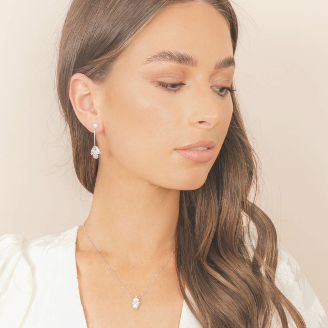 Ana Drop Earrings