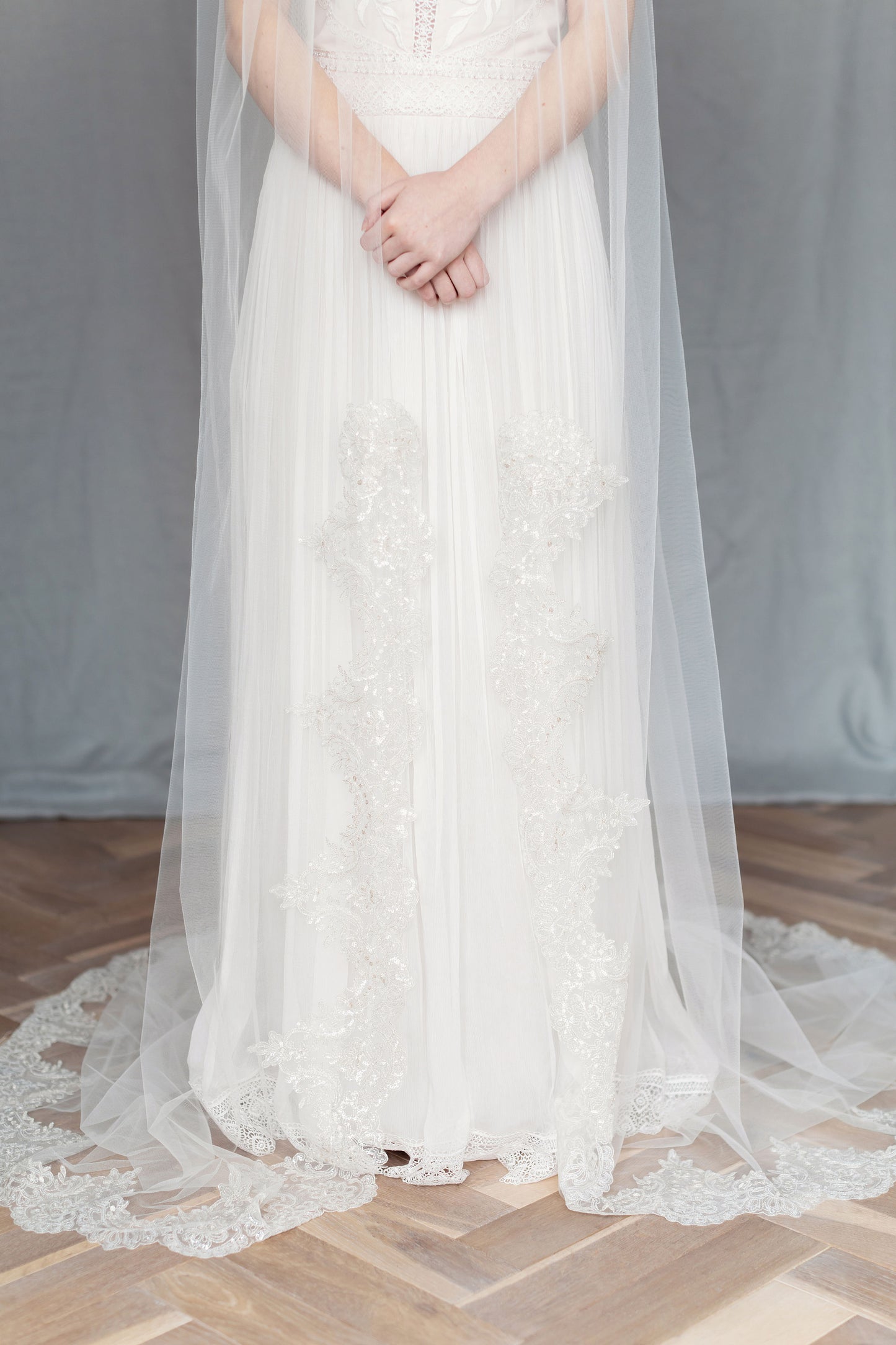 Ophelia Veil